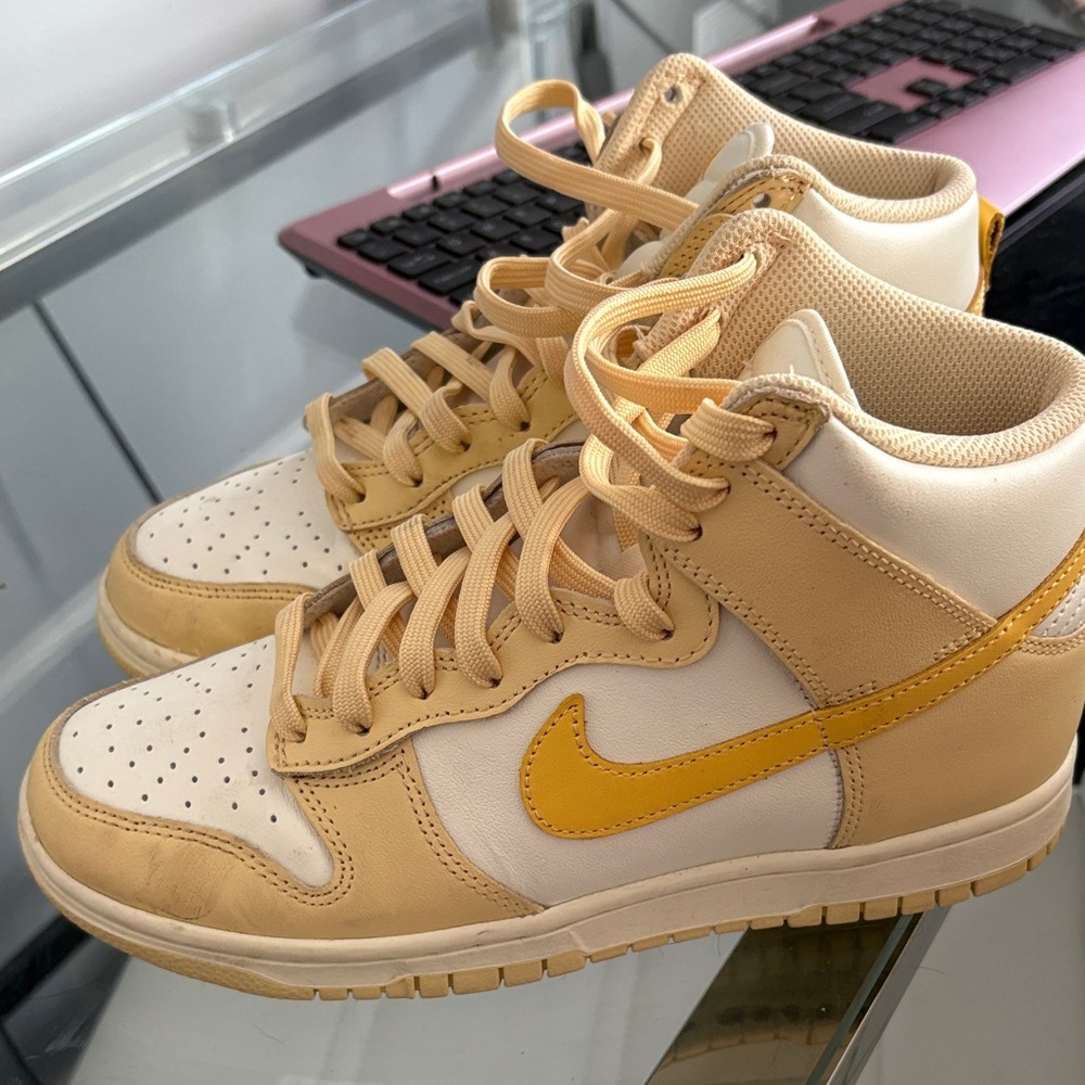 Nike ACG Women's Sneakers in Yellow and Tan